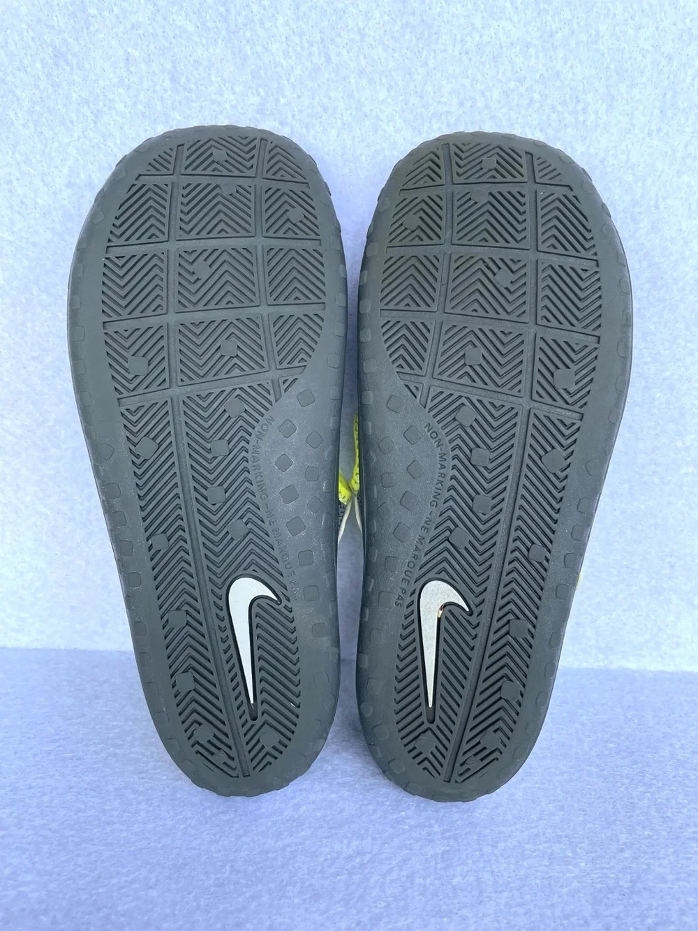 Nike Kids Sunray Protect “Volt Neon Gray Open-Toe Water Casual Sandals size 2